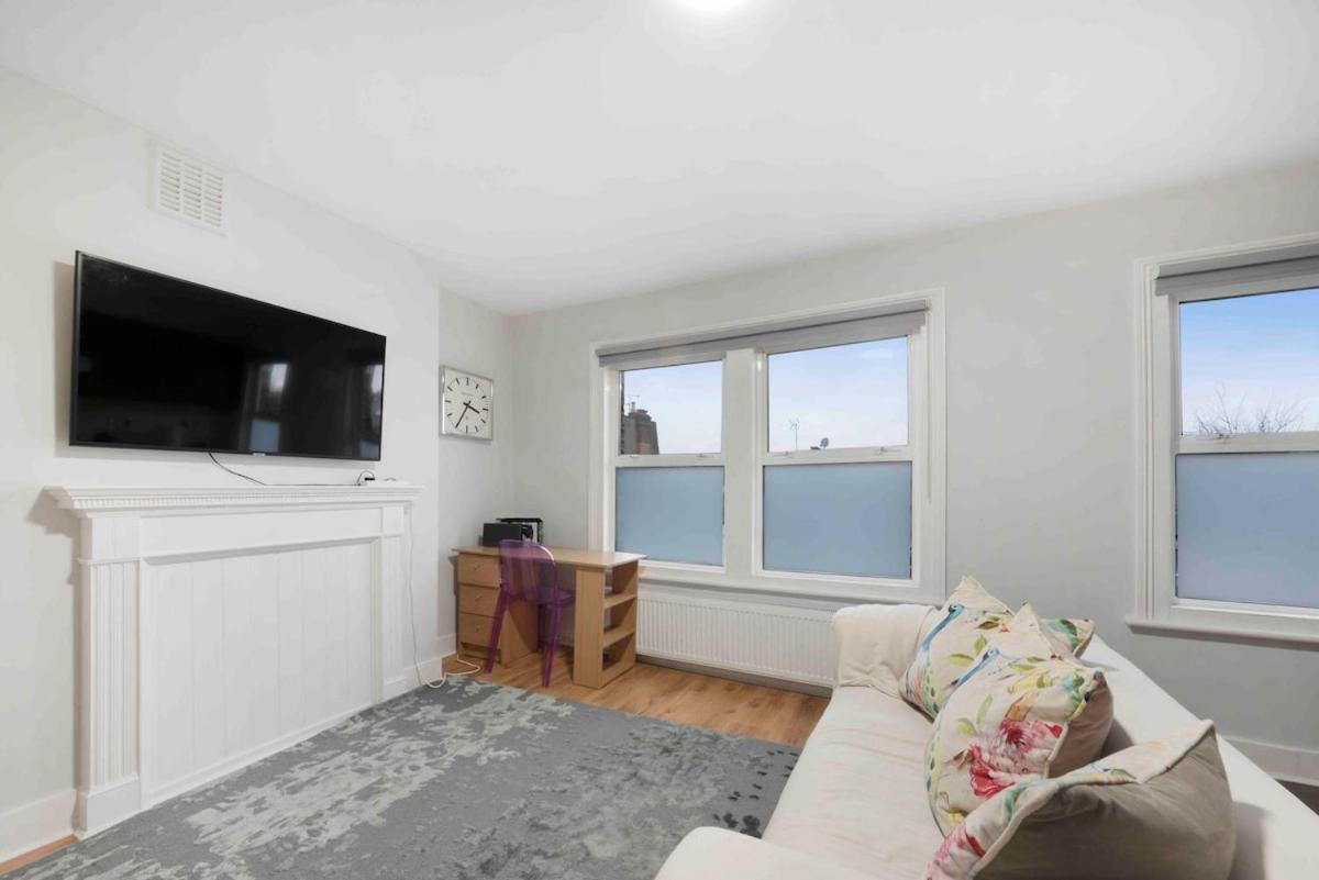 New 1 Bed Westfield Chiswick Hammersmith * Londen